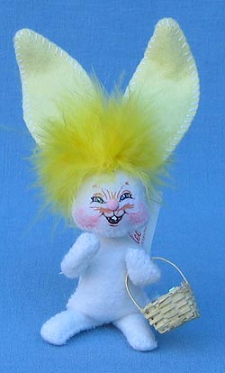 Annalee 3" Yellow Bunny with Basket - Mint - 050206