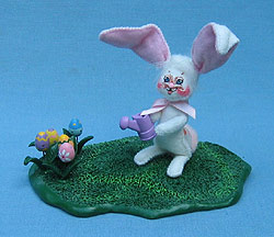 Annalee 3" Bunny in Egg Garden - Mint - 050303