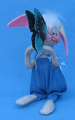 Annalee 7" Country Bunny with Butterfly on Nose - Excellent - 062583