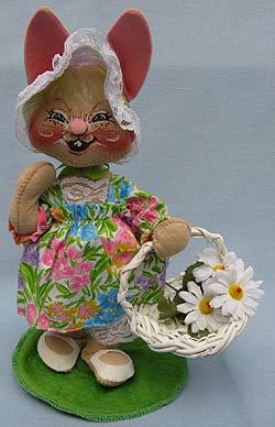 Annalee 10" E.P. Girl Bunny - Near Mint - 065491a