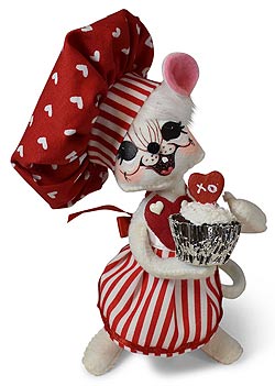 Annalee 6" Lovey Chef Mouse with Cupcake 2019 - Mint - 110519