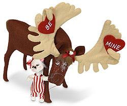 Annalee 8" Be Mine Moose with 3" Mouse 2019 - Mint - 110919
