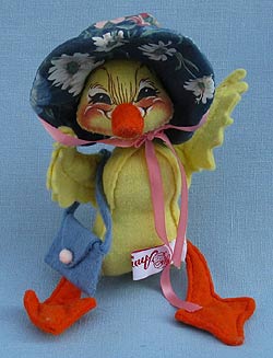 Annalee 5" E.P. Girl Duckling with Purse - Excellent - 150592sqa