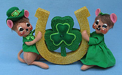 Annalee 6" Good Luck Centerpiece Mice with Shamrock - Mint - 150811 Annalee 6" Good Luck Centerpiece Mice with Shamrock - Mint - 150811
