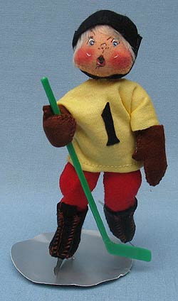 Annalee 7" Hockey Player - Mint - 165585ooh