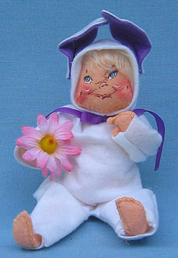 Annalee 7" Bunny Kid with Flower - Mint / Near Mint - 167288sm