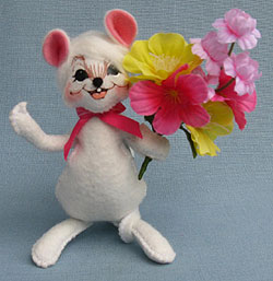 Annalee 5" Spring Flowers Mouse 2013 - Mint - 200313