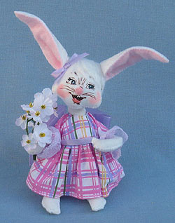 Annalee 6" Easter Parade Girl Bunny with Flowers 2016 - Mint - 201216