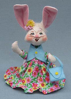 Annalee 6" E.P. Girl Bunny with Purse 2014 - Mint - 201414