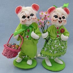 Annalee 6" Spring Boy & Girl Mice - Near Mint - 201609-201709