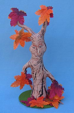 Annalee 15" Tan  Haunted Tree - Mint - 201807