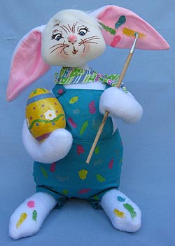 Annalee 20" Artist Bunny - Mint - 202908ooh
