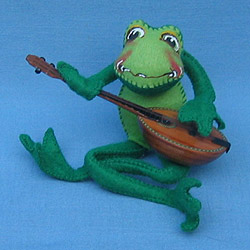 Annalee 10" Frog with Wooden Mandolin - Near Mint - 240487m