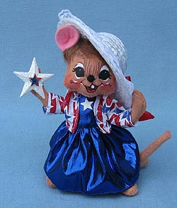 Annalee 6" Patriotic Girl Mouse - Mint - 250410
