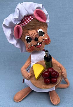 Annalee 6" Wine Chef Waiter Mouse Holding Tray 2016 - Excellent - 251516a