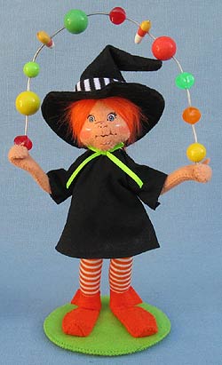 Annalee 6" Juggling Witch Elf 2013 - 300913 - Mint