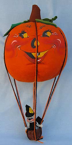 Annalee 14" Pumpkin Balloon with 7" Witch Mouse - Mint - 302086