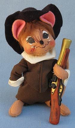 Annalee 6" Pilgrim Boy Mouse with Musket - Near Mint - 307703bew