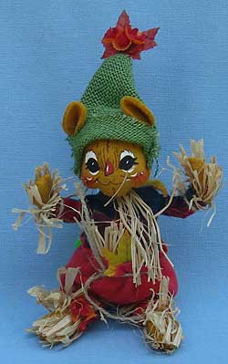 Annalee 6" Scarecrow Mouse with Green Hat - Mint - Signed - 310204s