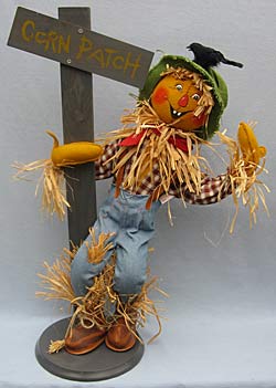 Annalee 23" Scarecrow with Corn Patch Sign & Crow - Near Mint - 314903a