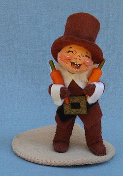 Annalee 3" Pilgrim Boy Holding Carrots - Closed Eyes - Mint - 321196xo