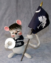 Annalee 7" State Quarter Mouse - SC - Mint - 380703