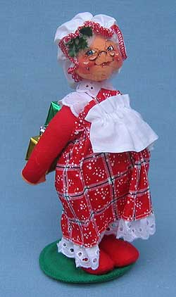 Annalee 7" Mrs Santa Surprise - Mint - 500101