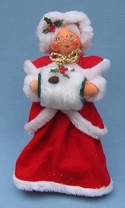 Annalee 9" Classic Mrs Santa - Mint - 501004