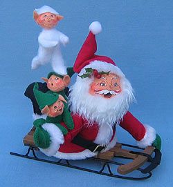 Annalee 7" Playtime Slide Santa with Three Elves - Mint - 524902