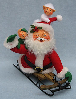 Annalee 7" Playtime Slide Santa with Three Elves - Mint - 524902w