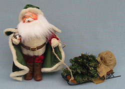 Annalee 9" Woodland Santa with Bird, Sled and Tree - Mint - 526004
