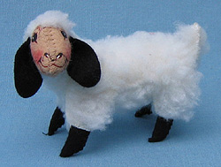 Annalee 5" White Lamb with Black Ears and Feet - Mint / Near Mint - 542497