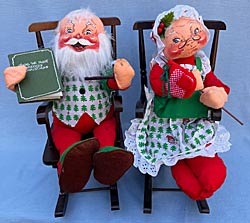 Annalee 18" Mr & Mrs Santa in Rocking Chairs - Excellent - 5610-5627-87a