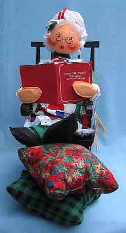 Annalee 18" Mrs Santa in Rocking Chair Reading - Mint - 561197ooh