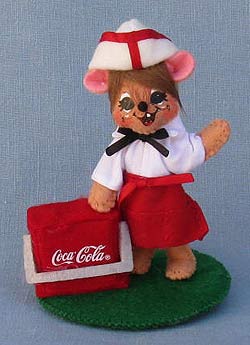 Annalee 3" Coke Coca-Cola Delivery Mouse with Cooler 2013 - Mint - 600013