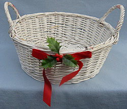 Annalee 10" White Wicker Basket for Mr & Mrs Santa - Near Mint - 6200basket Annalee 10" White Wicker Basket for Mr & Mrs Santa - Near Mint - 6200basket