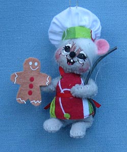 Annalee 3" Chef Mouse Ornament Holding Gingerbread - Mint - 700612