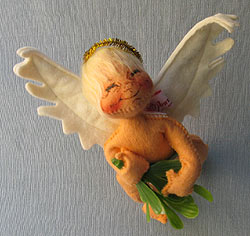 Annalee 7" Angel with Mistletoe - Mint - 714076xx