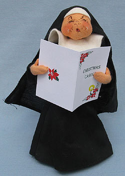 Annalee 10" Christmas Choir Nun Singer in Black Habit - Near Mint - 725601a