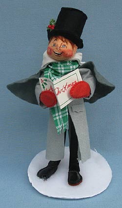 Annalee 10" Man Caroler - Open Eyes - Mint / Near Mint - 726488