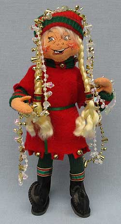Annalee 9" Decorating Girl Elf - Open Mouth - Near Mint - 737905grit