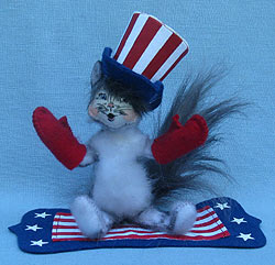 Annalee 5" Patriotic Kitty Cat on Blanket 2014 - Mint - 750014cc