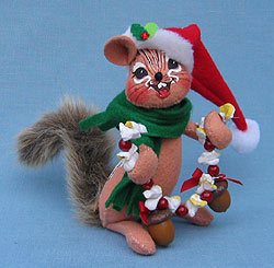 Annalee 6" Nuts About Christmas Chipmunk with Popcorn & Acorns - Mint - 750108