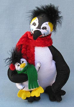 Annalee 6" Cozy Penguin Family 2013 - Mint - 750313