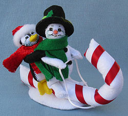 Annalee 5" Tobogganing Snowman and Penguin Buddies 2013 - Mint - 752413