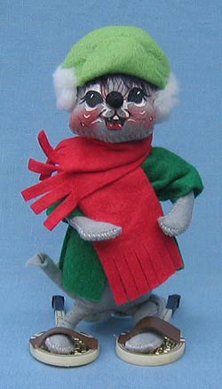 Annalee 7" Mouse with Snowshoes - Mint / Near Mint - 774290