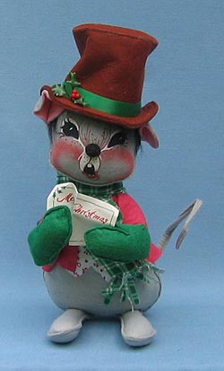 Annalee 12" Caroller Mouse - Near Mint - 776289