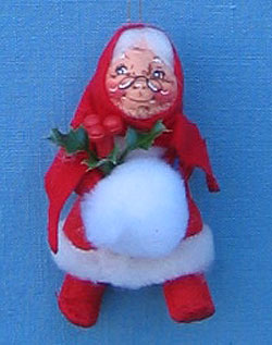Annalee 3" Mrs Santa Holding Muff and Holly Ornament - Mint - 783997ox