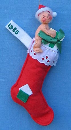 Annalee 3" Baby in Stocking Ornament dated 1985 - Mint - 787085xxdate