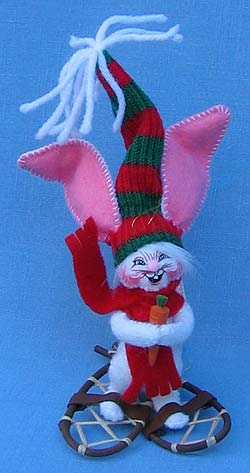 Annalee 3" Snowshoe Hare Bunny Ornament Holding Carrot - Mint - 788803